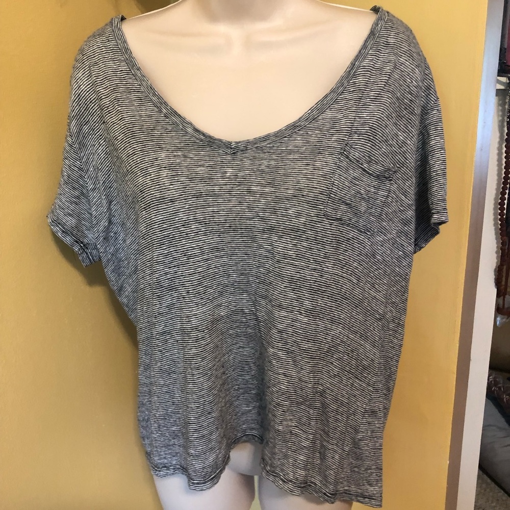 3/$25 sale! Striped v-neck tshirt from LF